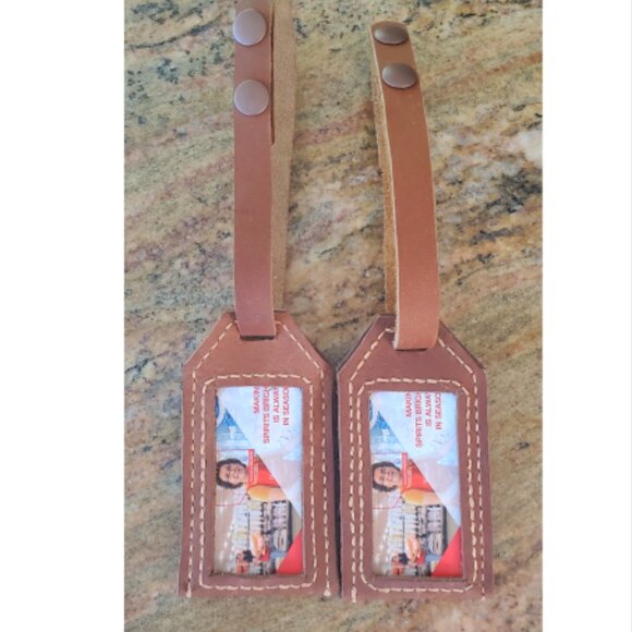 🎄🎁 3 piece Gift Set: Leather Travel Wallet + Matching Luggage Tags – $59 🎄🎁 - Picture 10 of 12